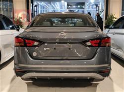 نيسان ألتيما